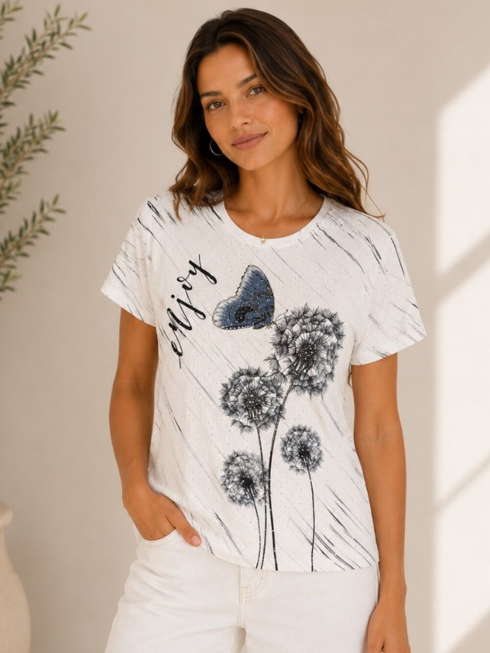 White Embroidered Butterfly & Dandelion Graphic Tee Rhinestones Size L/XL